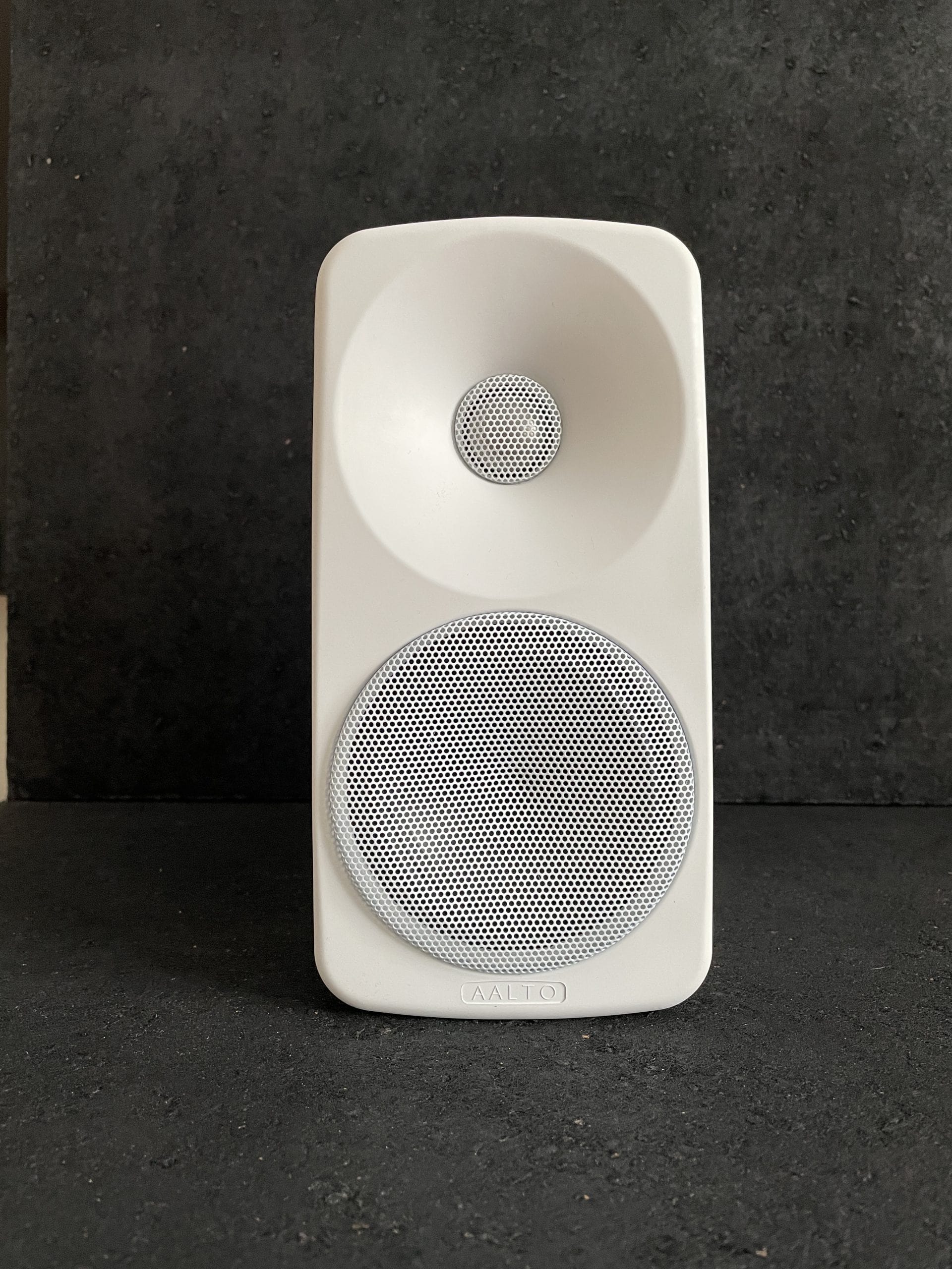 white aalto 1 speaker